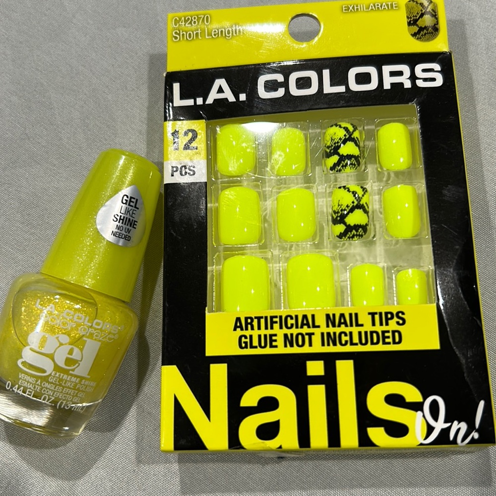 L.A. Colors Bright Yellow  nail tips 🟡 A bottle of yellow gel like  polish 💅🏼